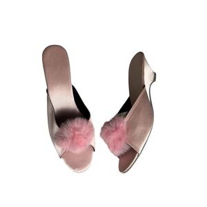 Vintage Boudoir pink satin kitten heel pumps with genuine fur puff ball  size 9